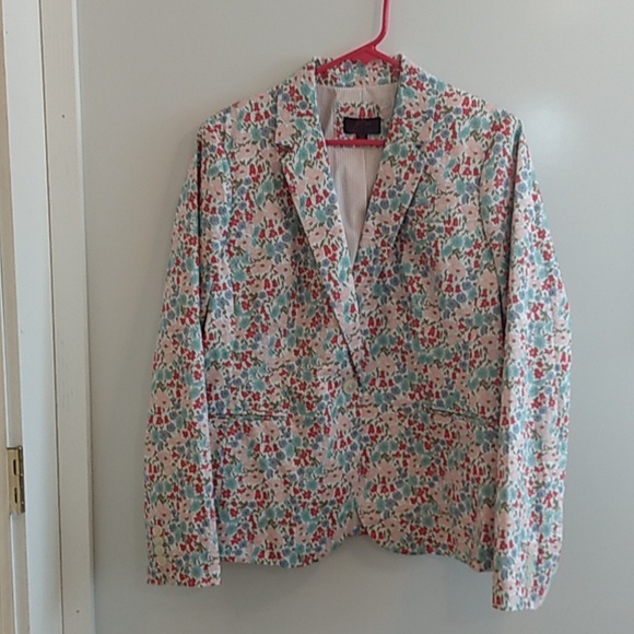 J. Crew Jackets & Blazers - Like new J Crew liberty fabric  blazer jacket size 26